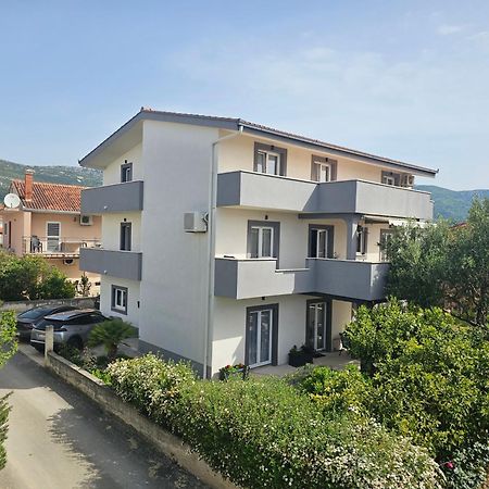 Apartmani Dianna Kastela Ngoại thất bức ảnh