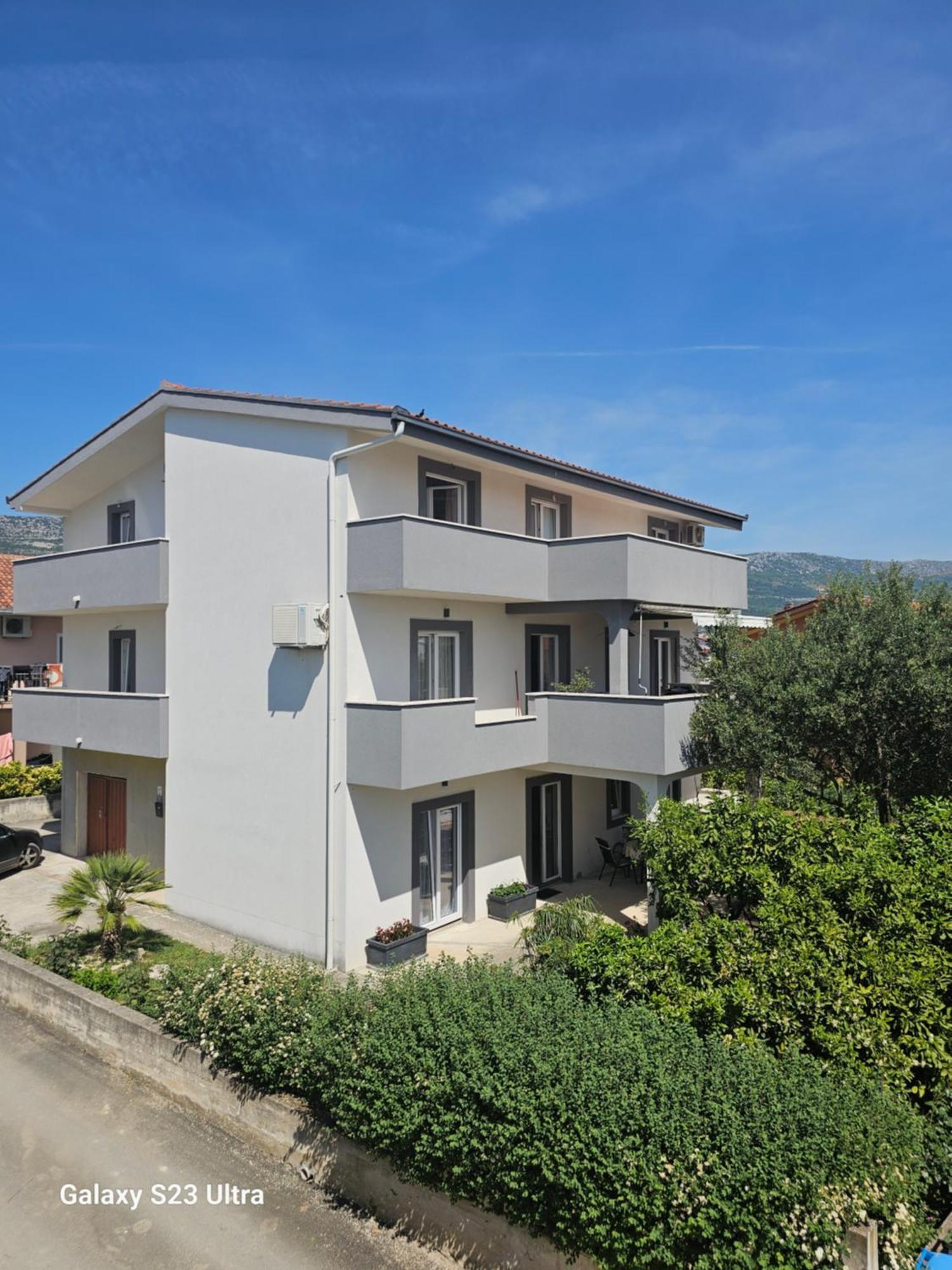 Apartmani Dianna Kastela Ngoại thất bức ảnh